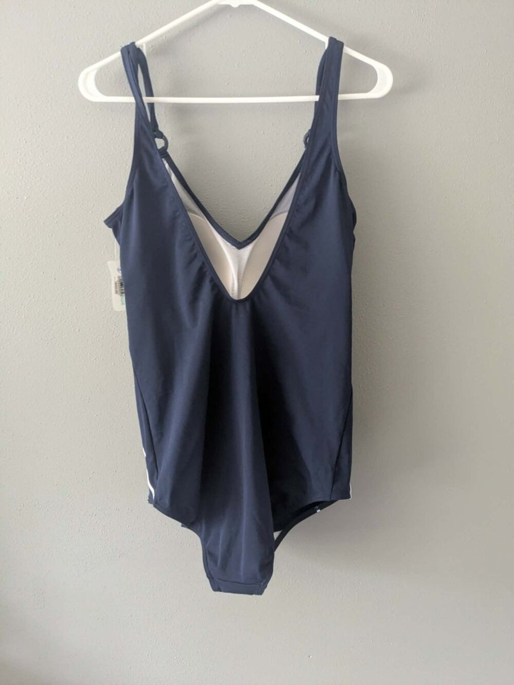 Bathing suit - Picture 2 of 4